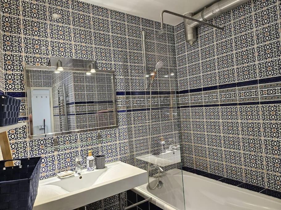 Charmant Nice Appartement 5 Personnes People Max باريس المظهر الخارجي الصورة